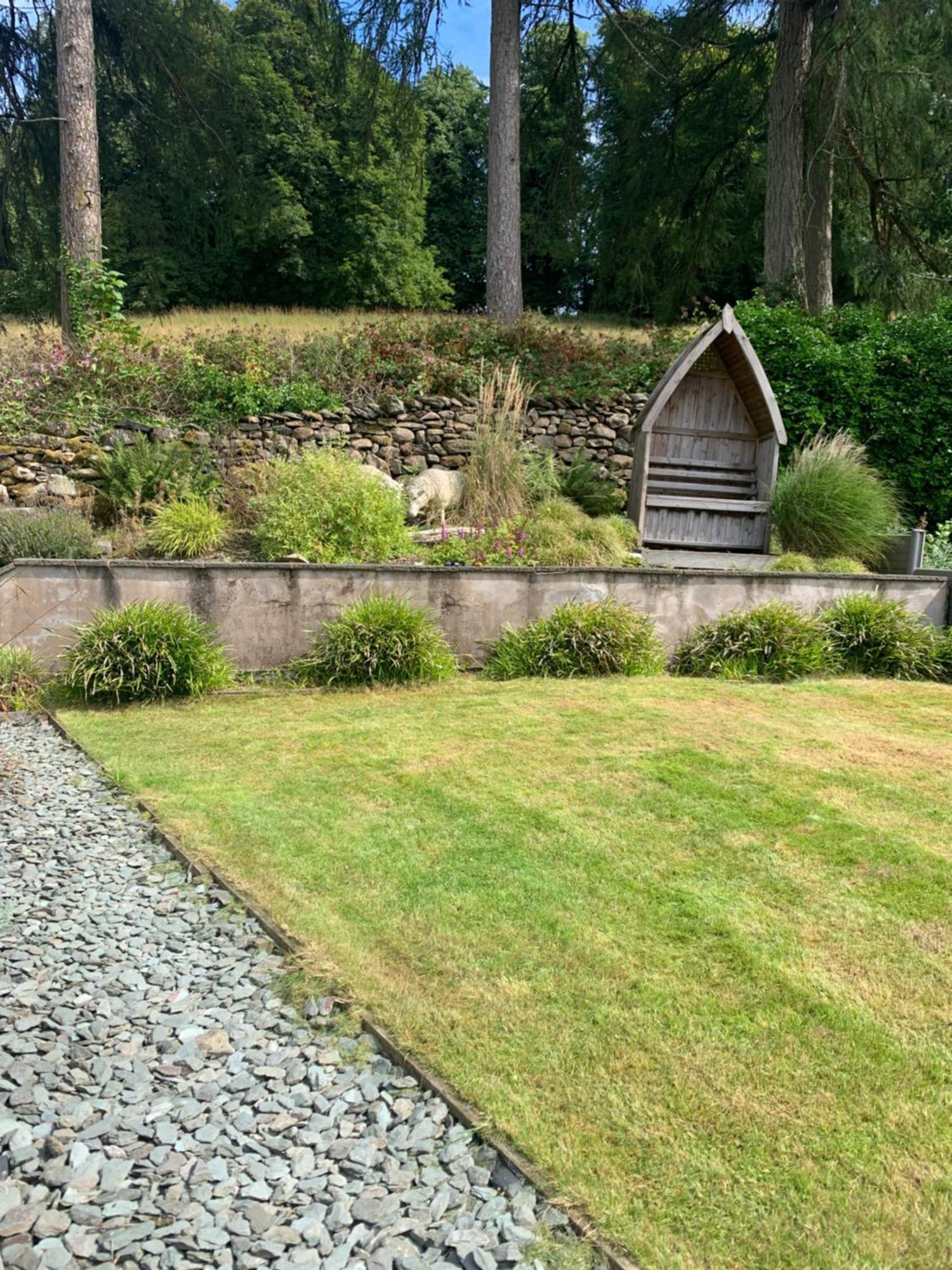 The Retreat Cottage โบว์เนส ออน วินเดอเมียร์ ภายนอก รูปภาพ